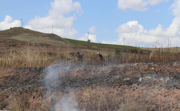 Se reforzarán las patrullas policiales en Fuentecillas tras registrarse seis incendios intencionados en diez días