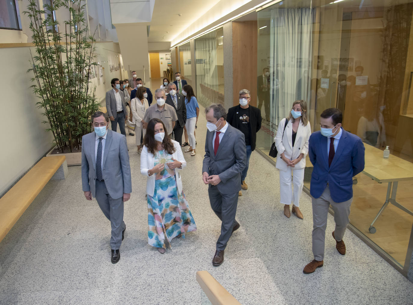 Fotos: El ministro Pedro Duque visita el CENIEH y Atapuerca