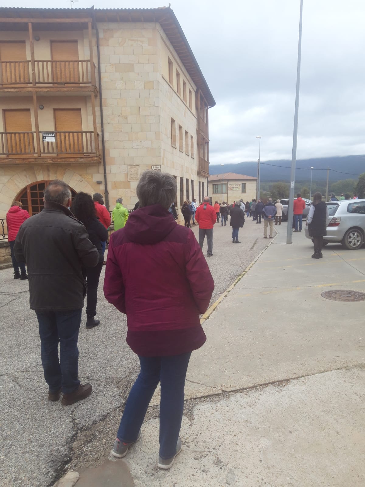 Fotos: Los pueblos burgaleses responden a la concentración nacional en defensa de la sanidad rural