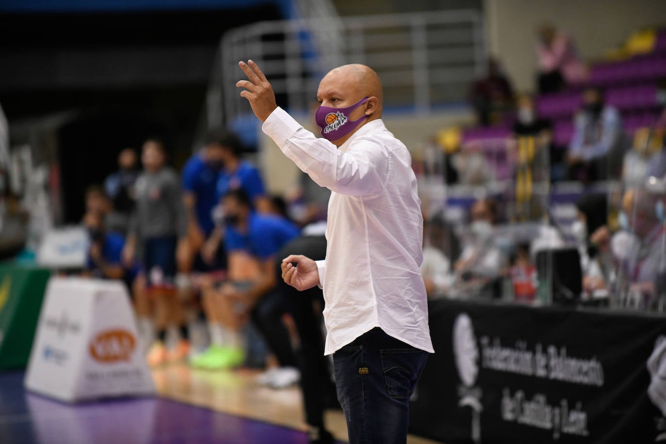 Los palentinos se imponen a los burgaleses y se alzan con la Copa Castilla y León.