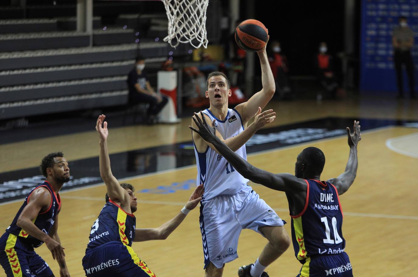 Fotos: El Hereda San Pablo cae ante el MoraBanc Andorra