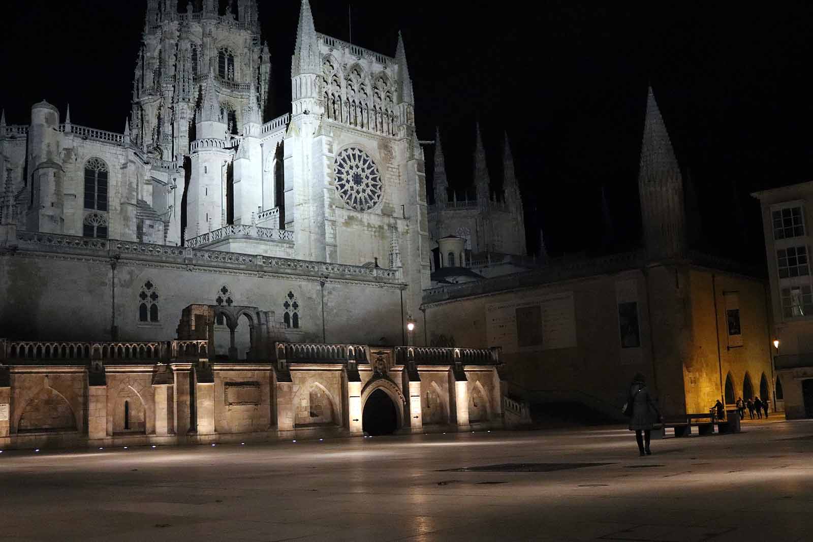 Fotos: El &#039;toque de queda&#039; devuelve a los burgaleses a sus hogares