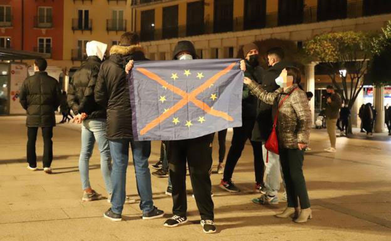 Coronavirus en Burgos: «No somos negacionistas de la covid, somos jóvenes cabreados»