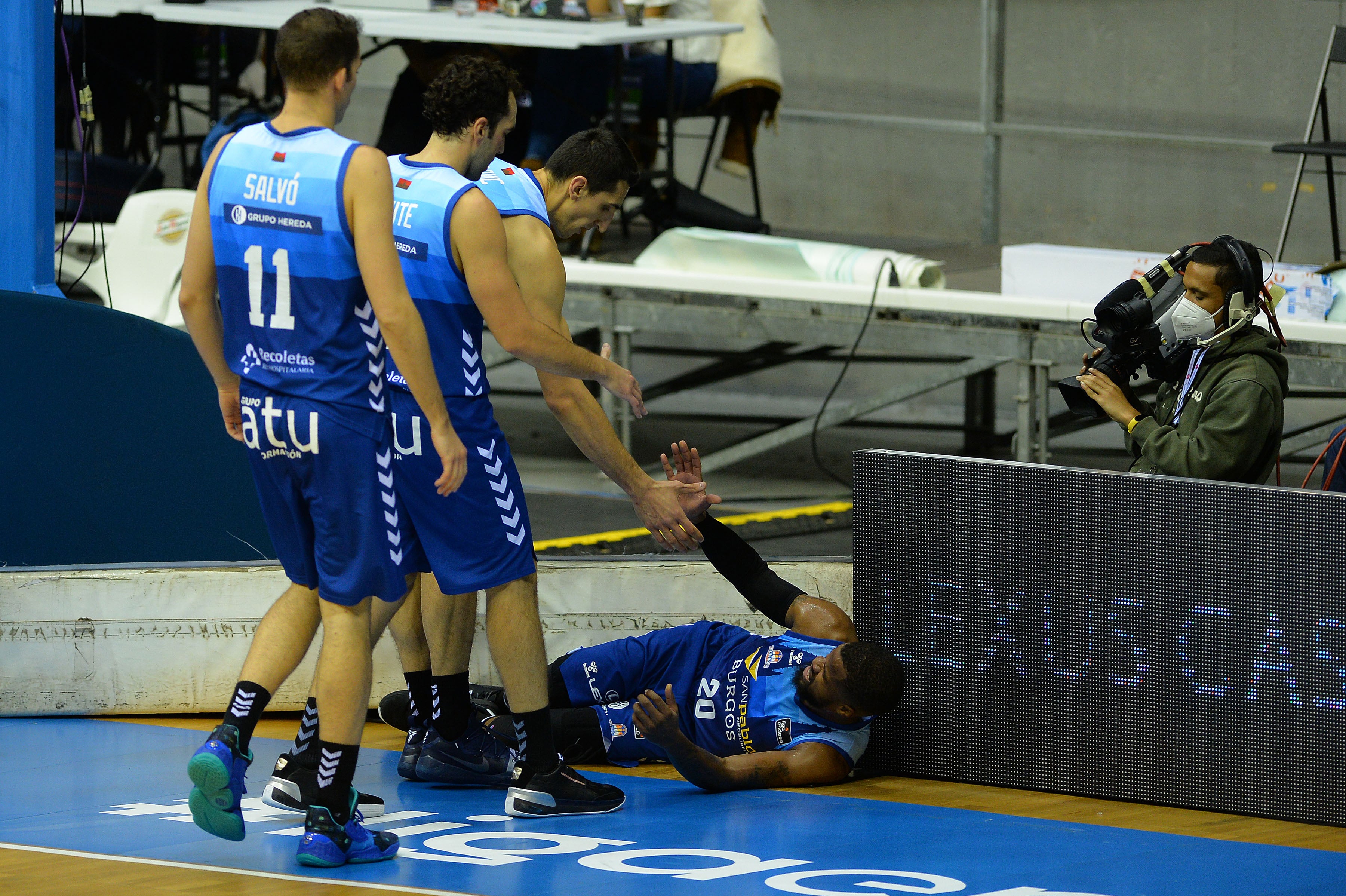 Fotos: El Hereda San Pablo cae ante Fuenlabrada en un partido plagado de bajas