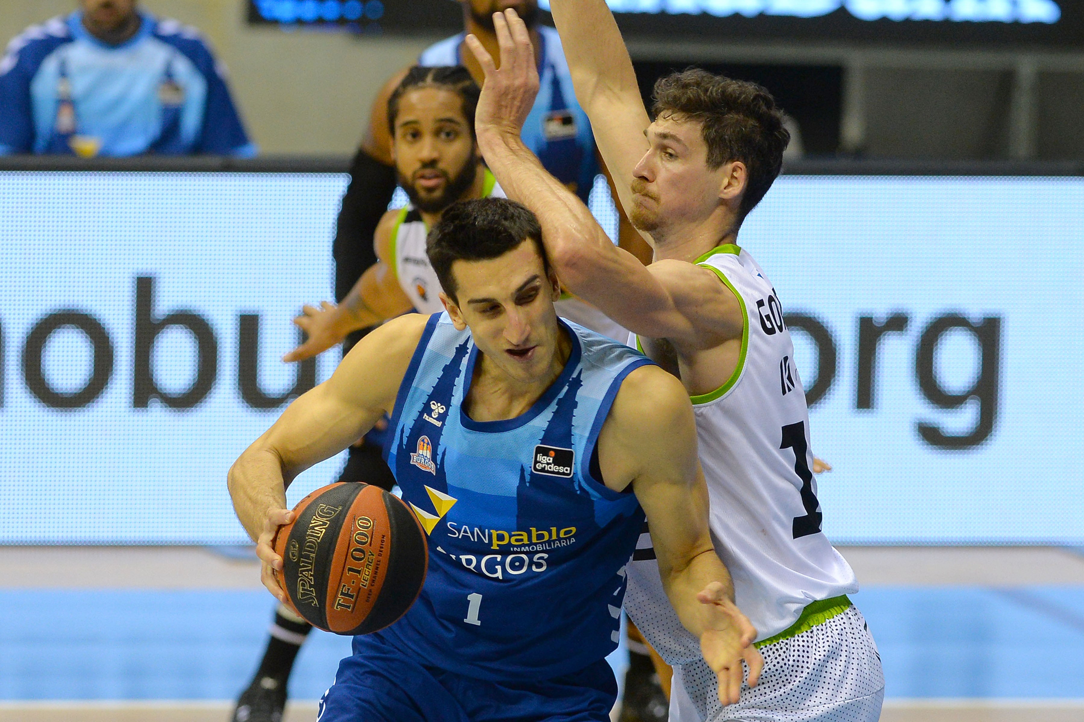 Fotos: El Hereda San Pablo cae ante Fuenlabrada en un partido plagado de bajas