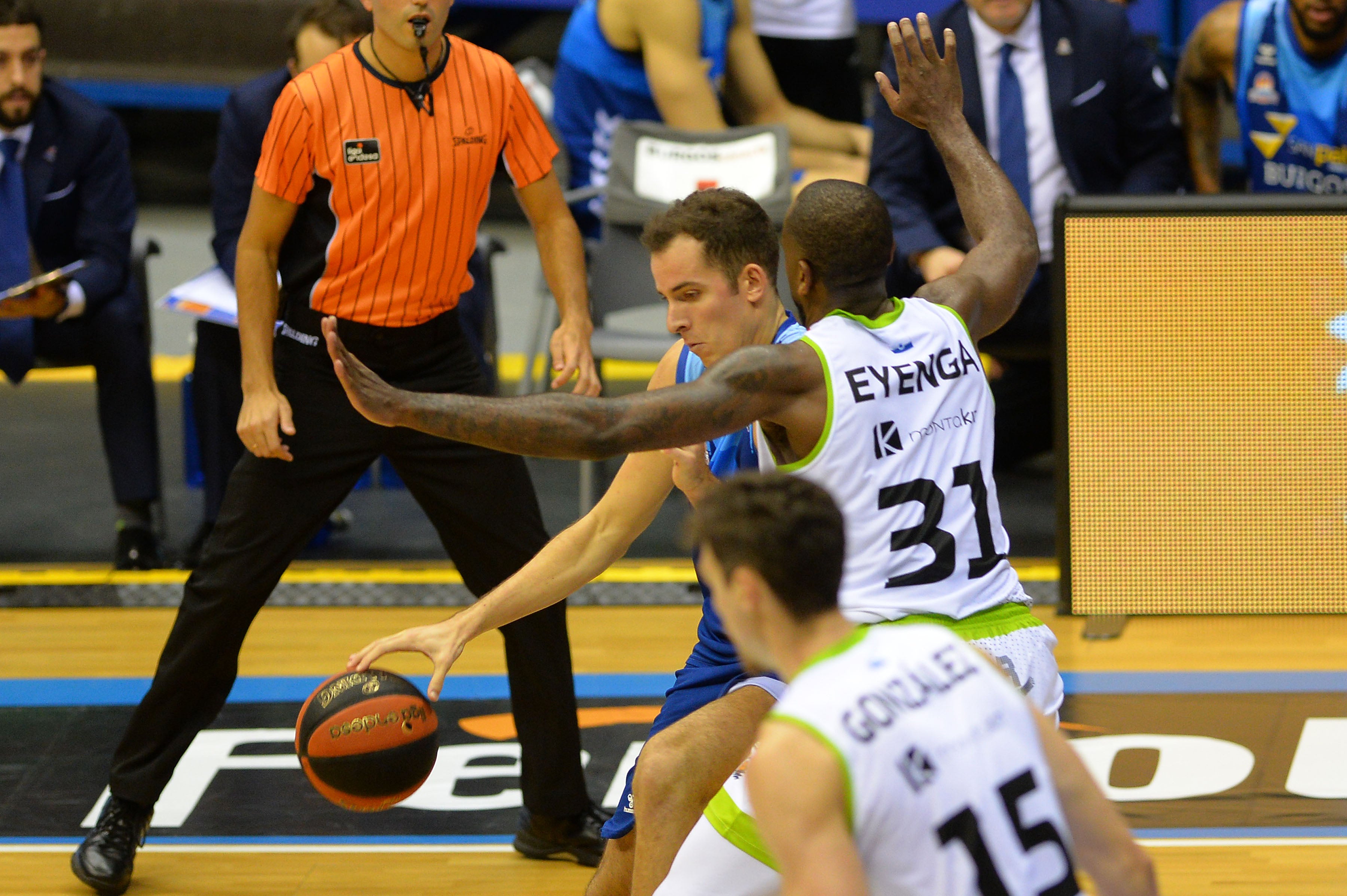 Fotos: El Hereda San Pablo cae ante Fuenlabrada en un partido plagado de bajas