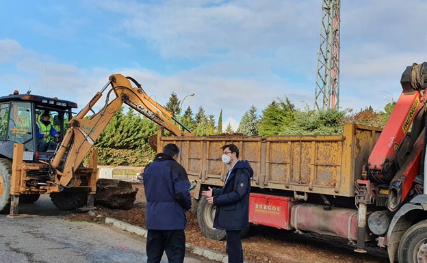 El concejal Julio Rodríguez-Vigil se acercó a las obras