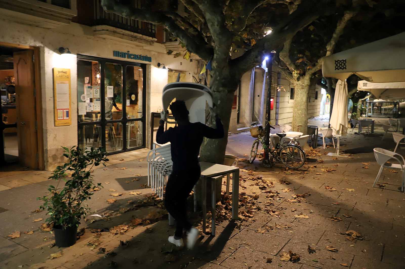 Fotos: La hostelería burgalesa echa la persiana durante al menos dos semanas