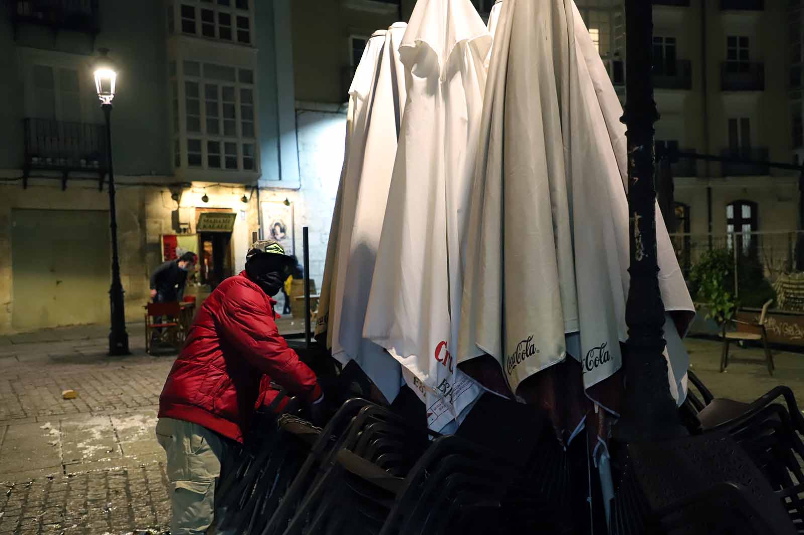 Fotos: La hostelería burgalesa echa la persiana durante al menos dos semanas