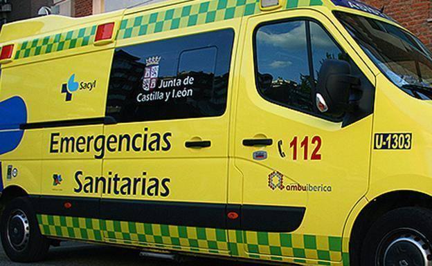 Trasladado al hospital de Aranda un joven tras salirse de la calzada el coche que conducía