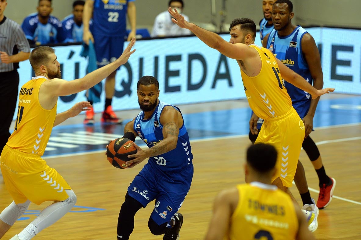 Partido entre el Hereda San Pablo Burgos y el UCAM Murcia.