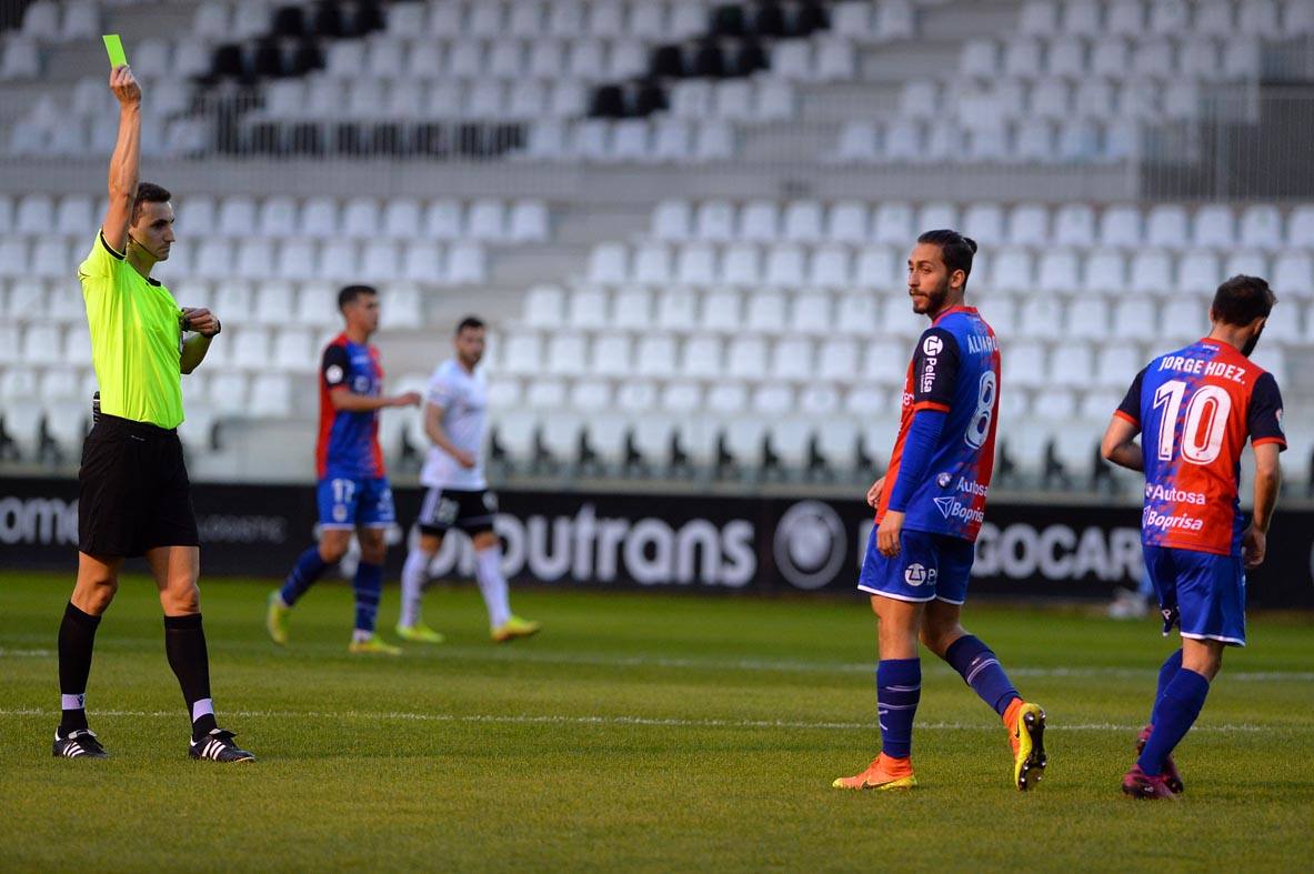 Los burgaleses perdieron 0-2 ante los asturianos.