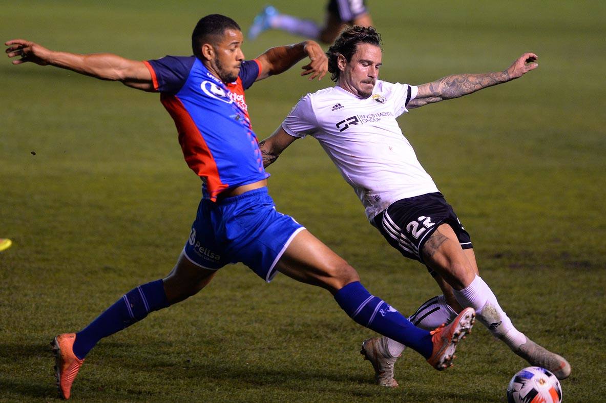 Los burgaleses perdieron 0-2 ante los asturianos.