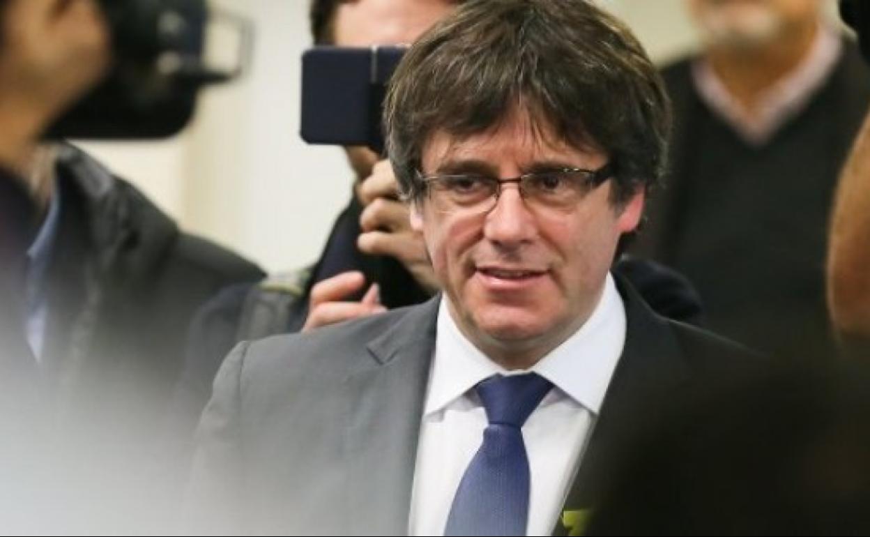 Puigdemont podría ser cabeza de cartel de JxCat sin ser presidenciable