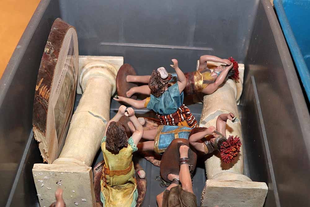 Fotos: El Belén de la Catedral de Burgos se prepara para una edición en reducido por la covid-19