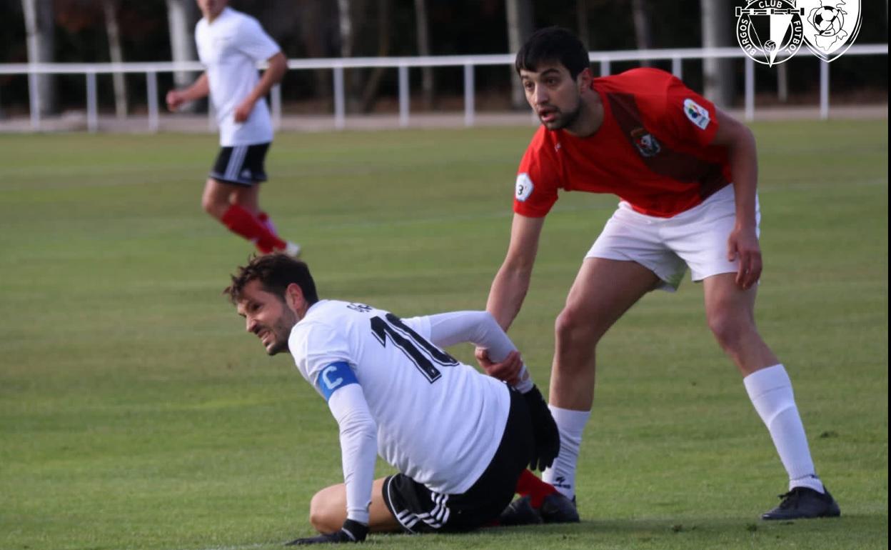 Un lance del encuentro entre el Real Burgos y el Promesas.