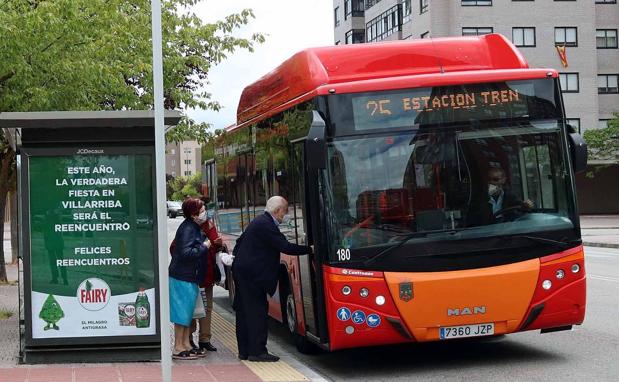 Imagen de un autobús urbano de la ciudad de Burgos. 