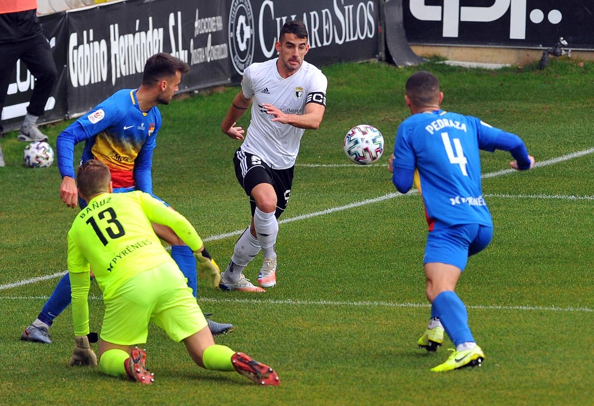 Fotos: El Burgos CF se apunta a la Copa