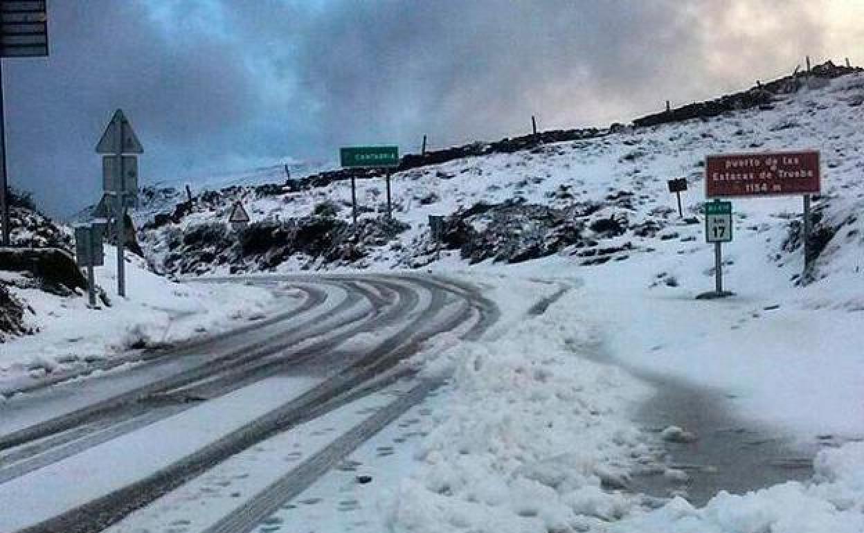 Imagen de archivo de una nevada en Estacas de Trueba.