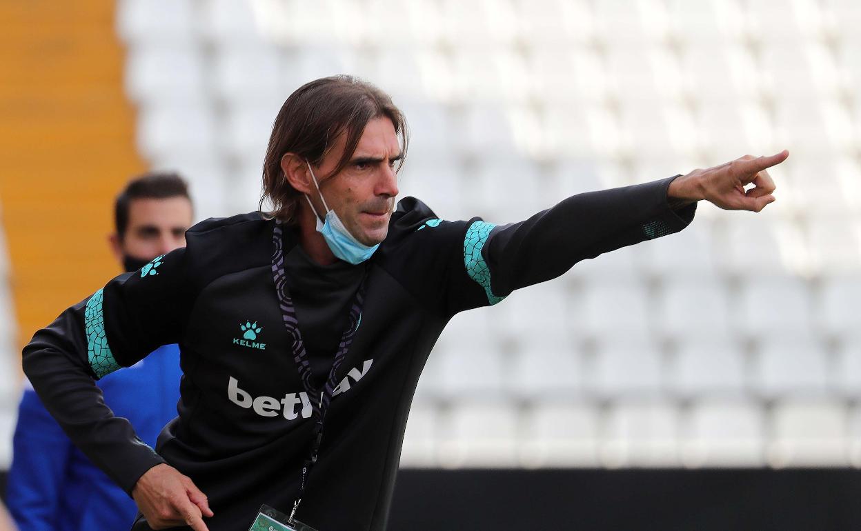 Dani Pendín es ahora segundo entrenador del Espanyol. 