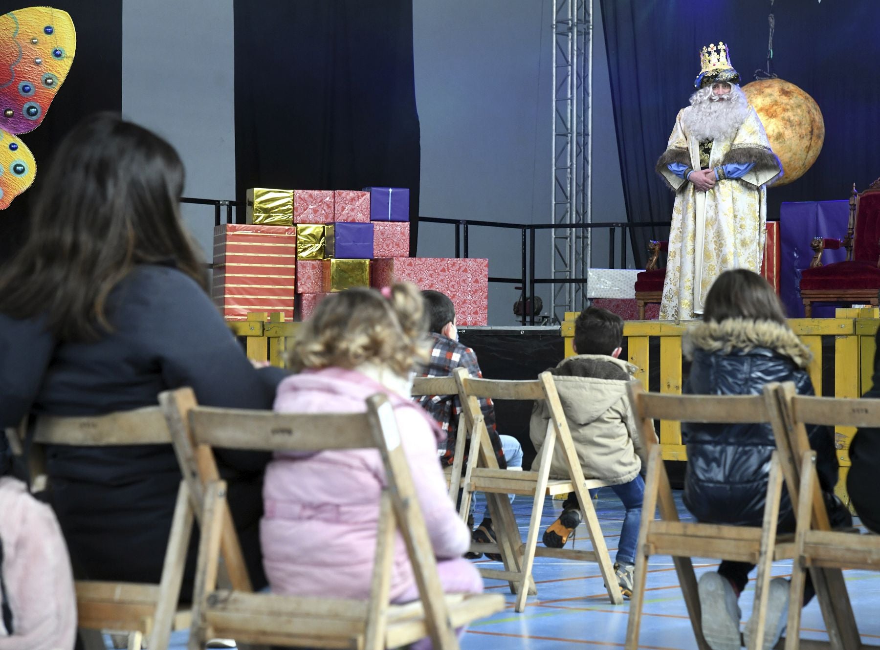 Fotos: Los Reyes Magos visitan Burgos a pesar de la pandemia