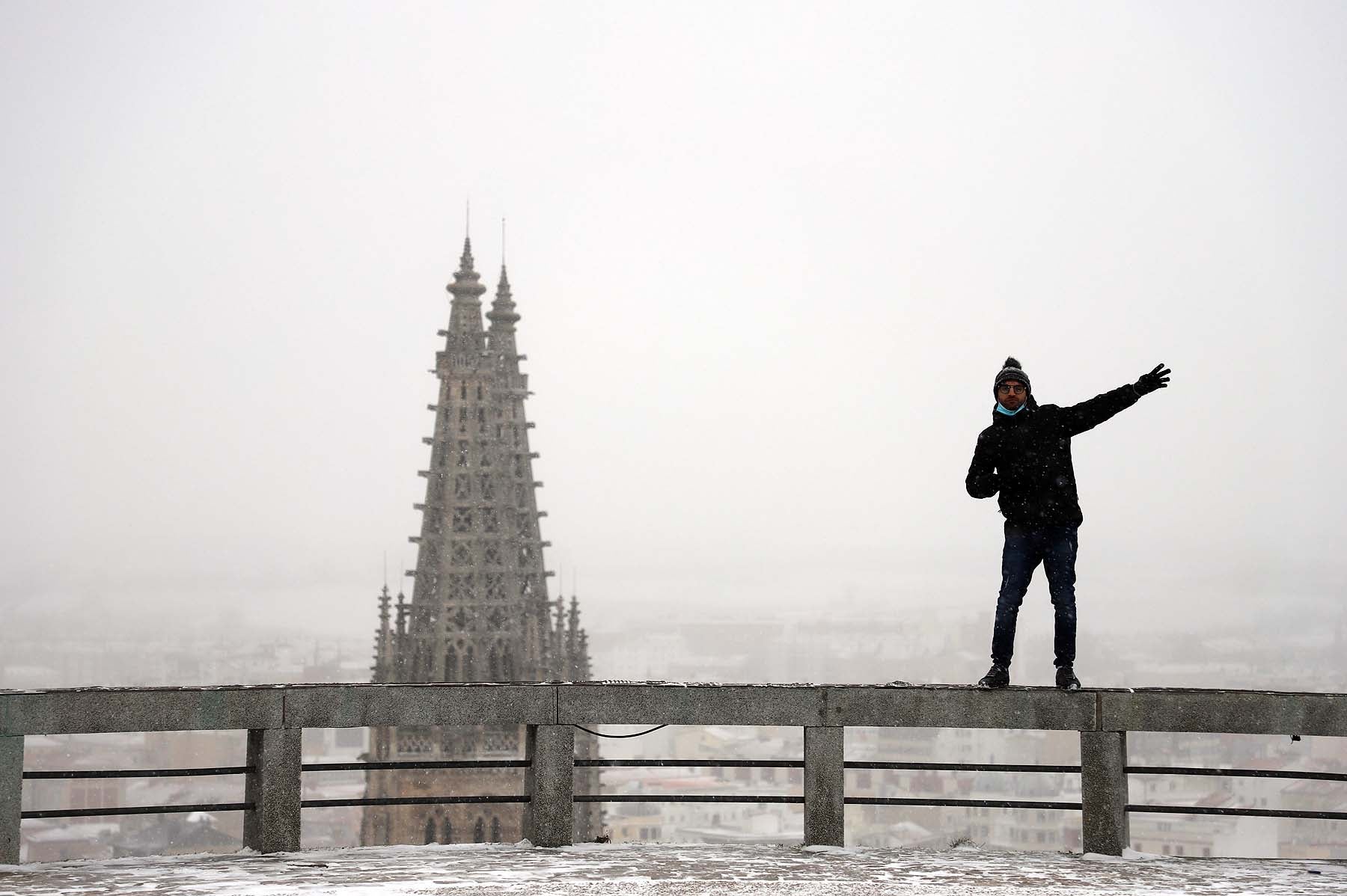 Fotos: Burgos se cubre de nieve gracias a Filomena