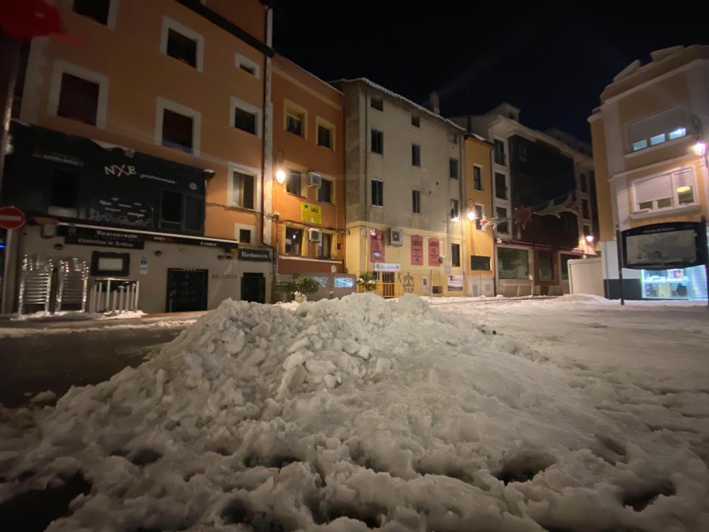 Fotos: Aranda mantiene nieve en las calles tras el paso de Filomena