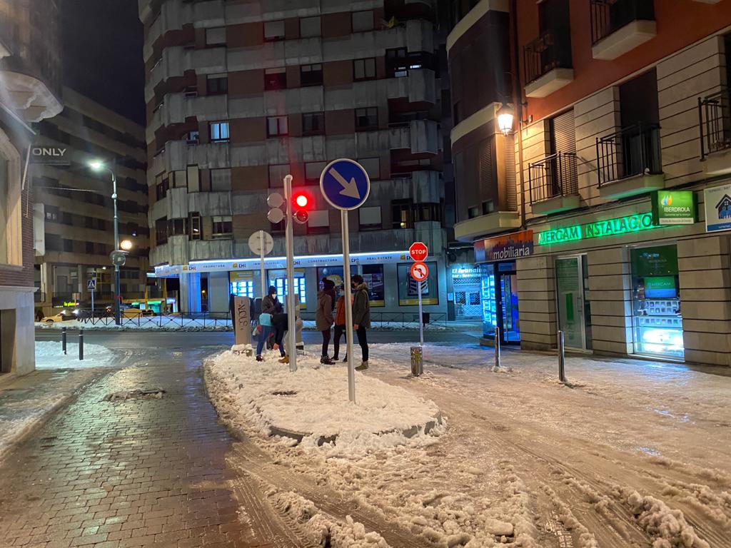 Fotos: Aranda mantiene nieve en las calles tras el paso de Filomena