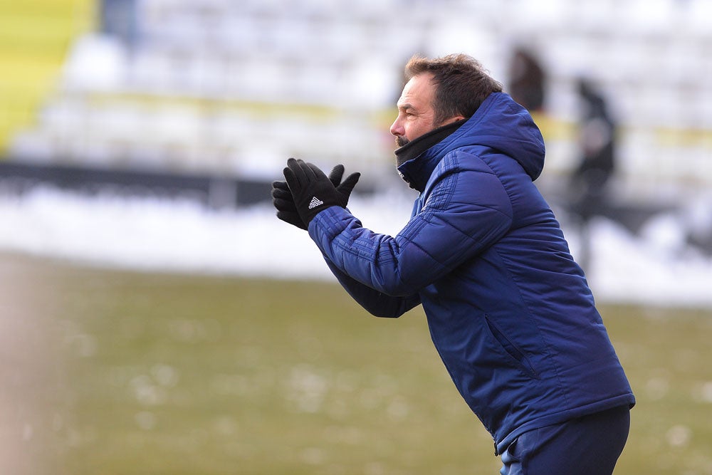 Fotos: El Burgos CF golea al Real Oviedo B