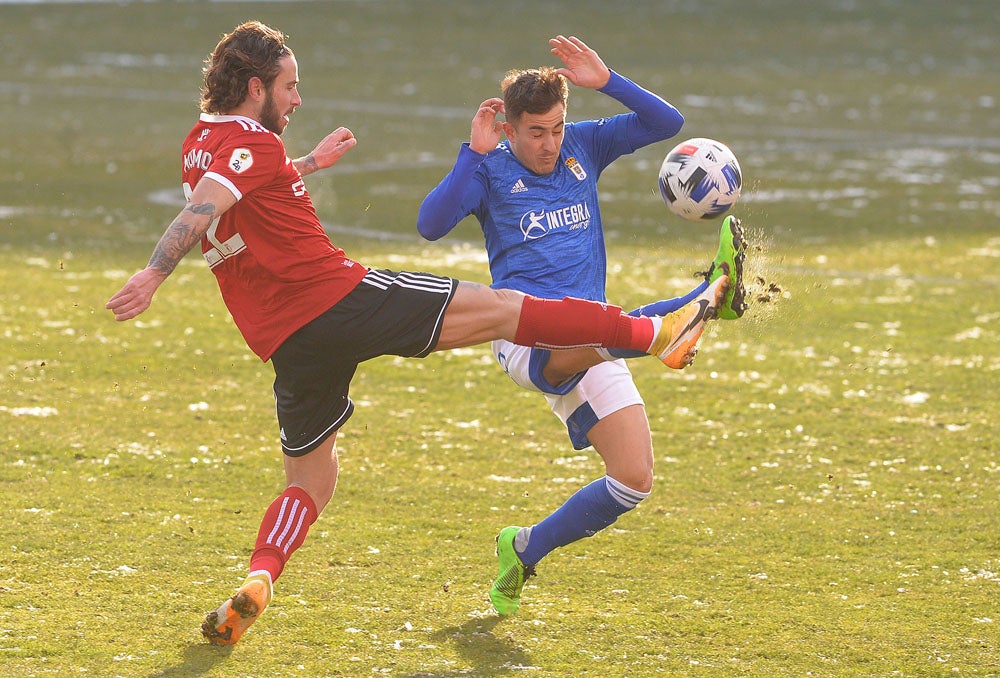 Fotos: El Burgos CF golea al Real Oviedo B