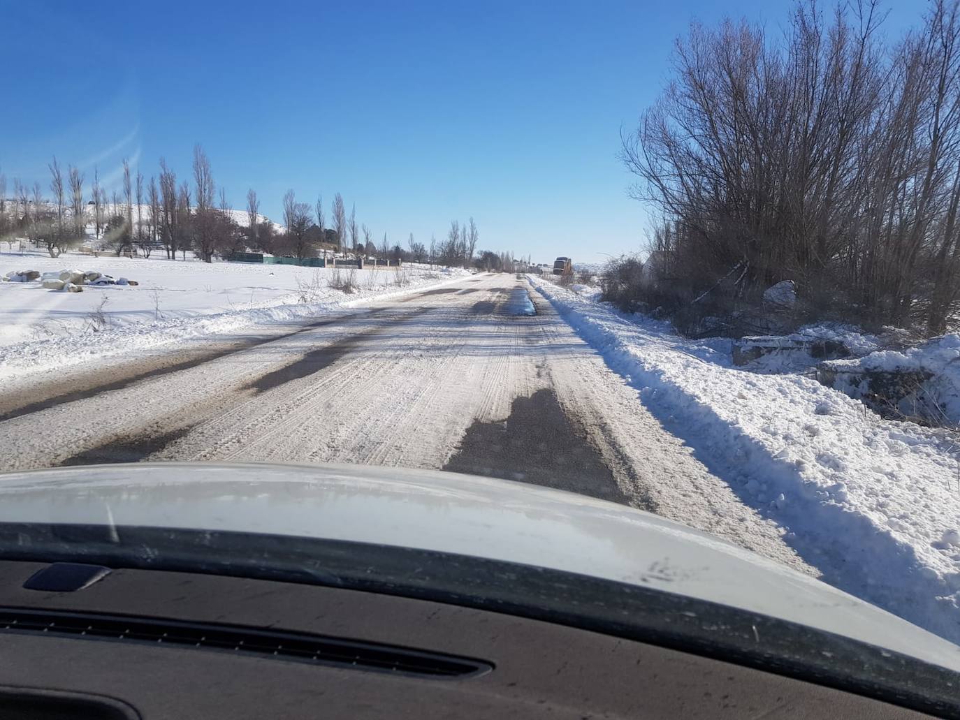 Fotos: Imágenes del estado de las carreteras en Fuentelcésped