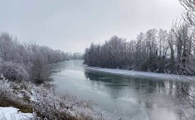 El hielo borra la pista de Ana