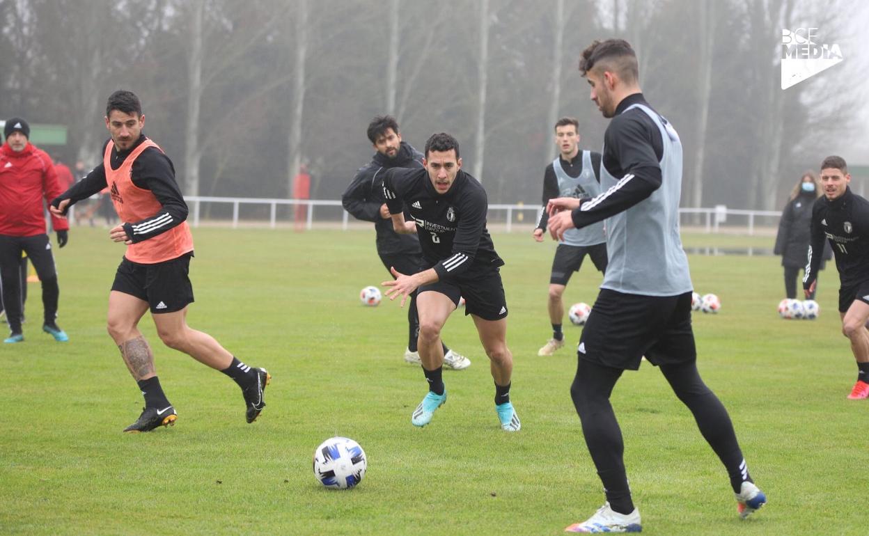 El Burgos CF se está entrenando en Pallafría. 