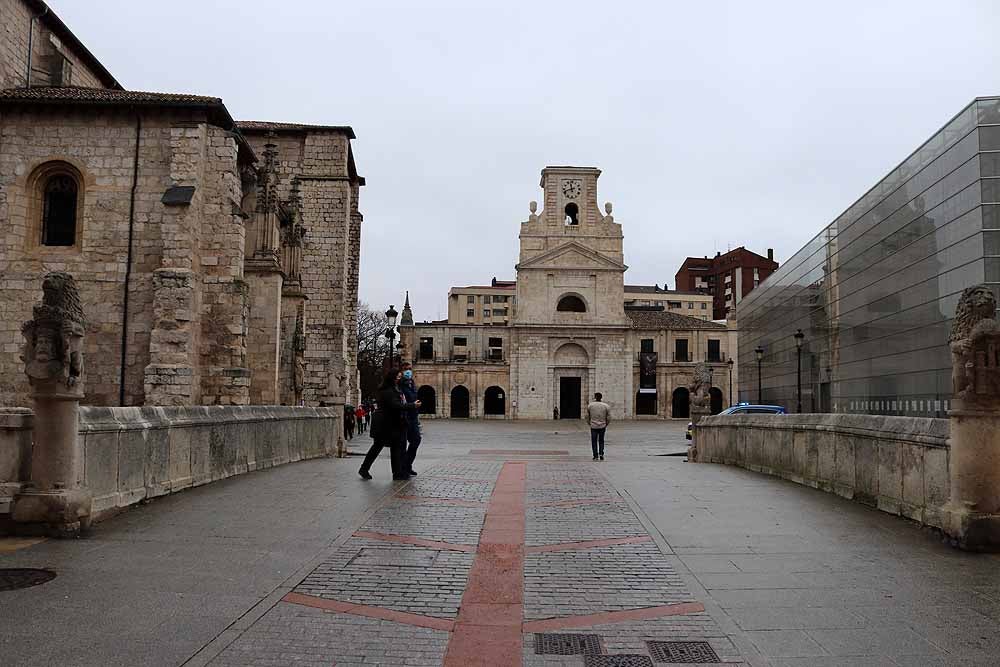 Fotos: Las calles de Burgos notan la ausencia de las fiestas por el patrón San Lesmes