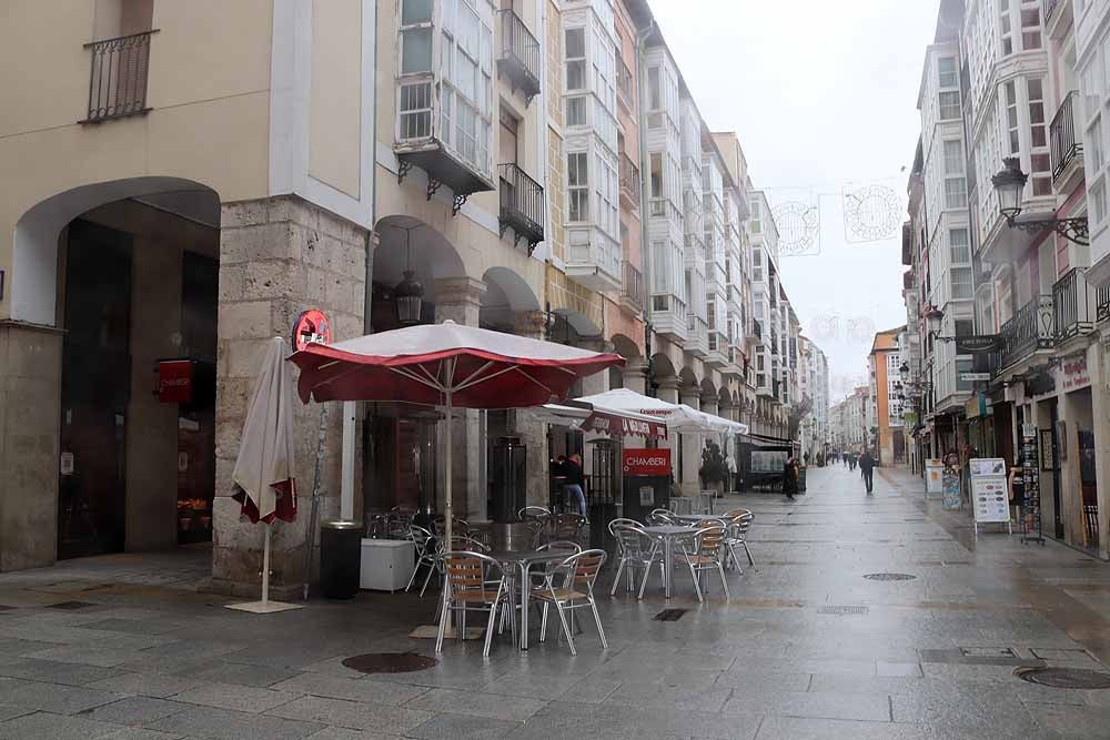 Fotos: Las calles de Burgos notan la ausencia de las fiestas por el patrón San Lesmes