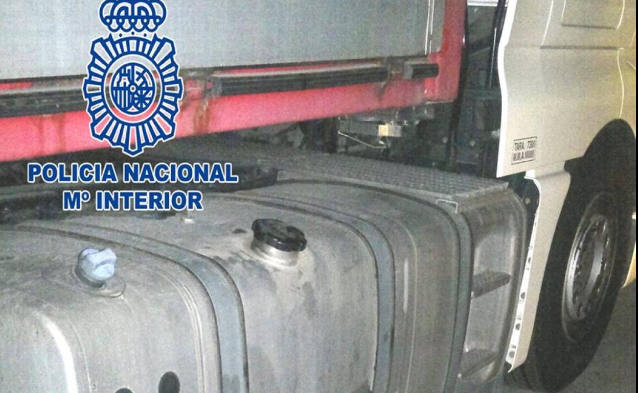 Camión del que fue sustraído el combustible. 