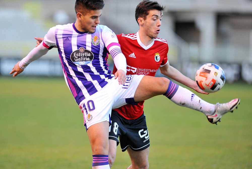 Fotos: El Burgos CF, más líder