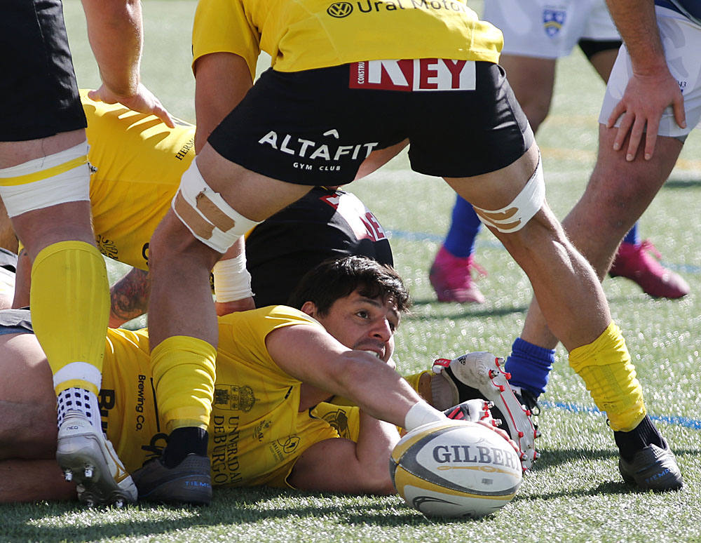 Fotos: La victoria del UBU Bajo Cero frente al Cisneros en imágenes