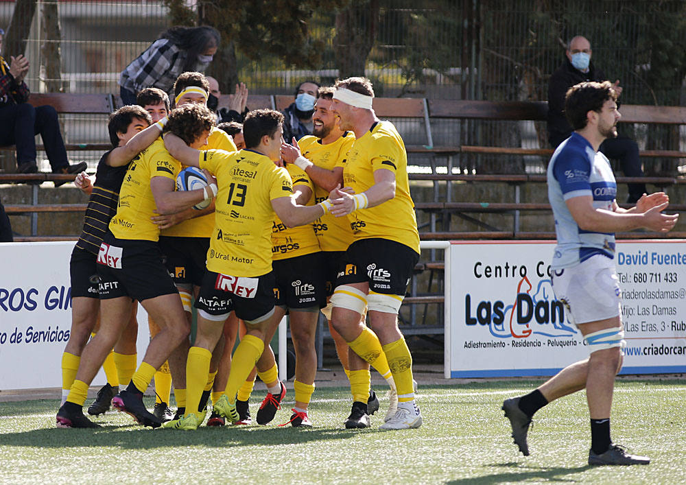 Fotos: La victoria del UBU Bajo Cero frente al Cisneros en imágenes