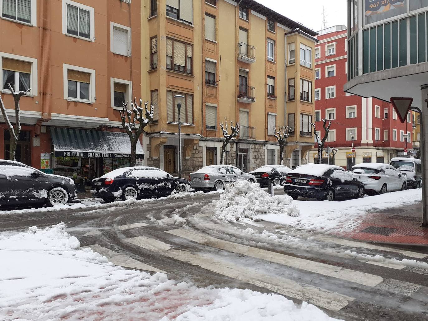 Fotos: La nieve toma el centro de Burgos