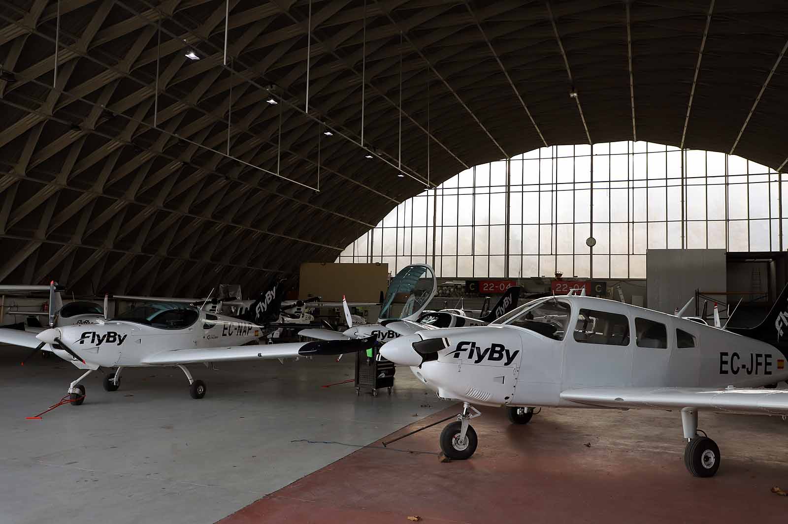 230 jóvenes se forman en Burgos para ser pilotos en un fututo.