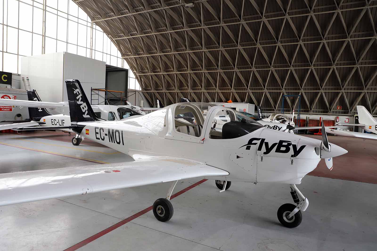 230 jóvenes se forman en Burgos para ser pilotos en un fututo.