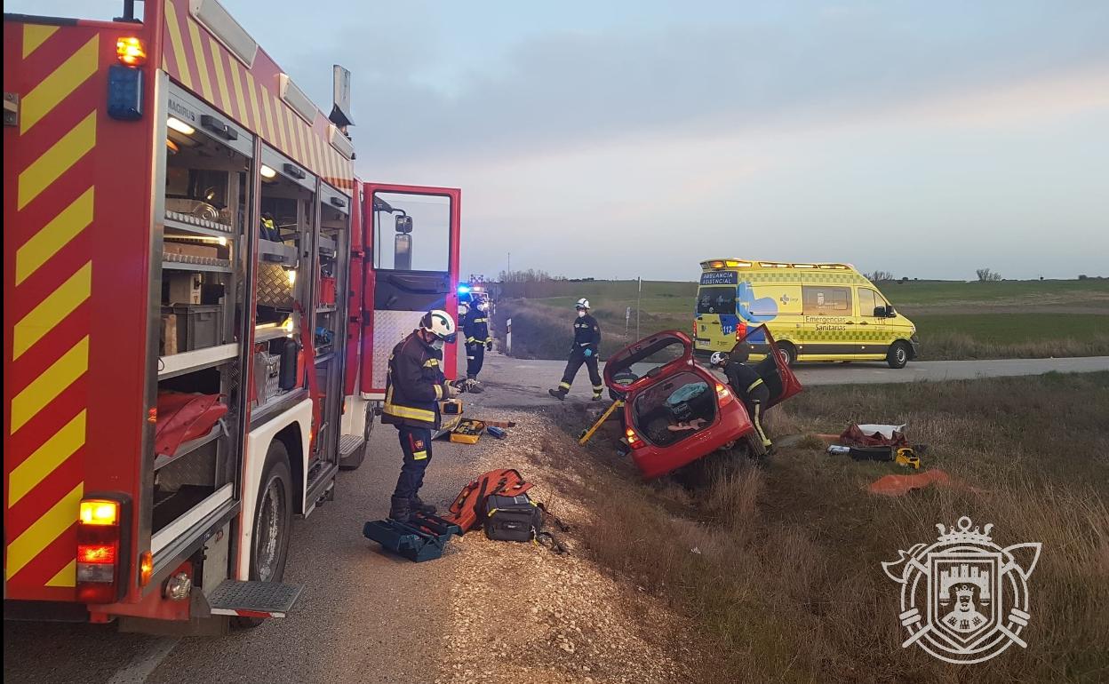 El accidente ha tenido lugar a primer ahora de la mañana. 