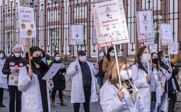 Una de las concentraciones en protesta por el 'decretazo' que se convocó en Valladolid. 