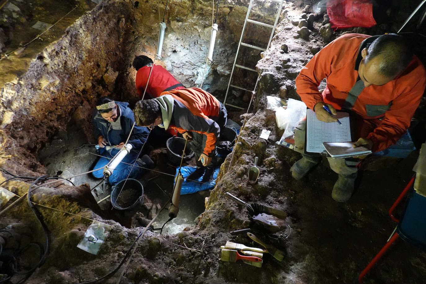 Fotos: Recuperan ADN nuclear de individuos neandertales a partir del sedimento de Atapuerca