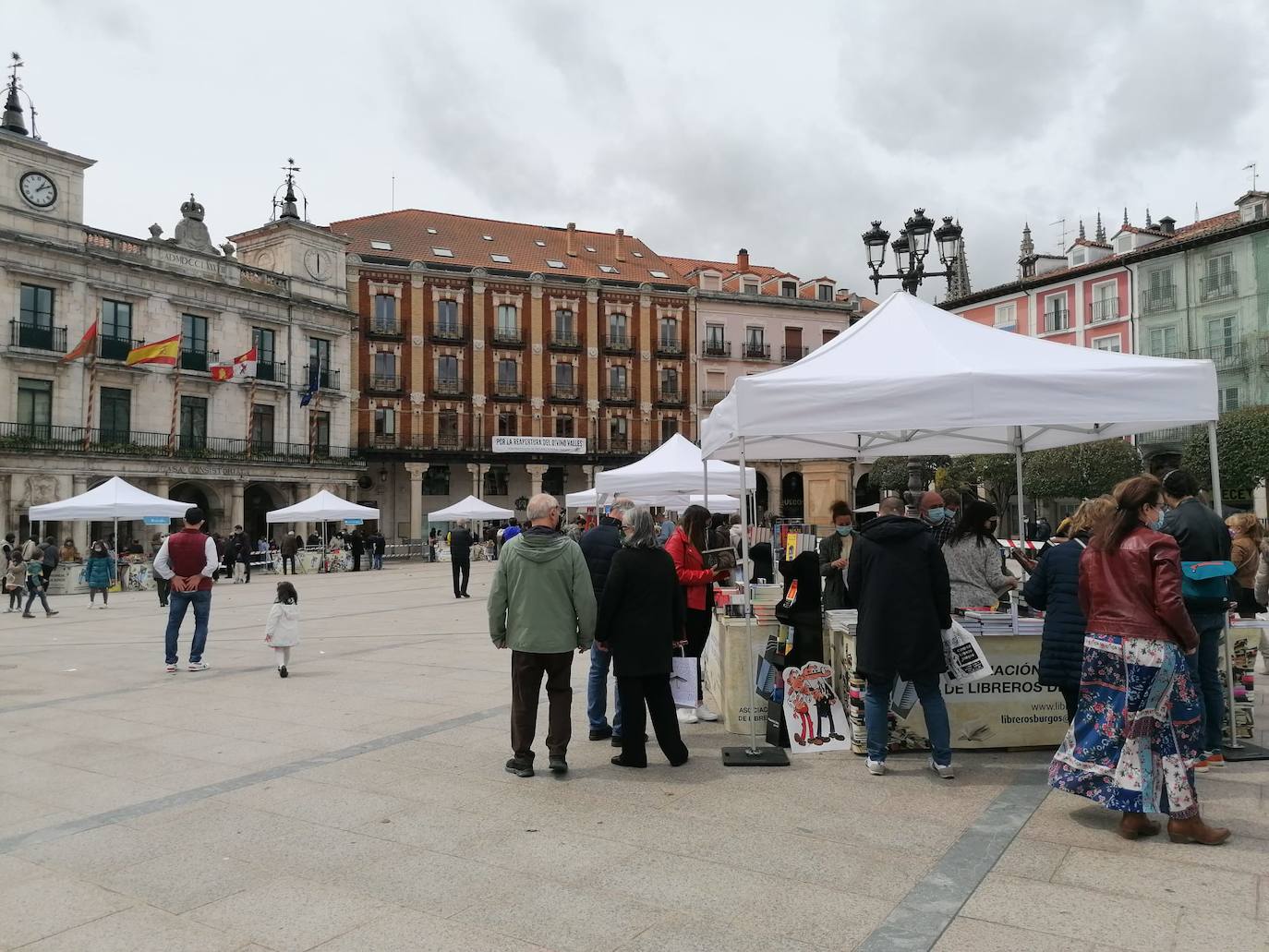 Fotos: Los libreros de Burgos vuelven a las calles