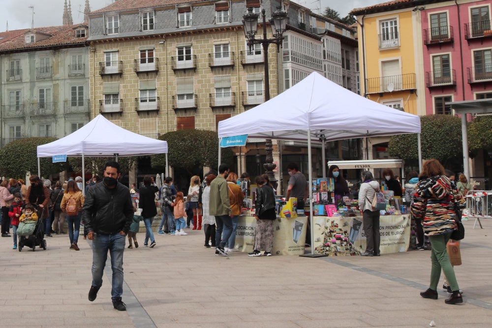 Fotos: Los libreros de Burgos vuelven a las calles