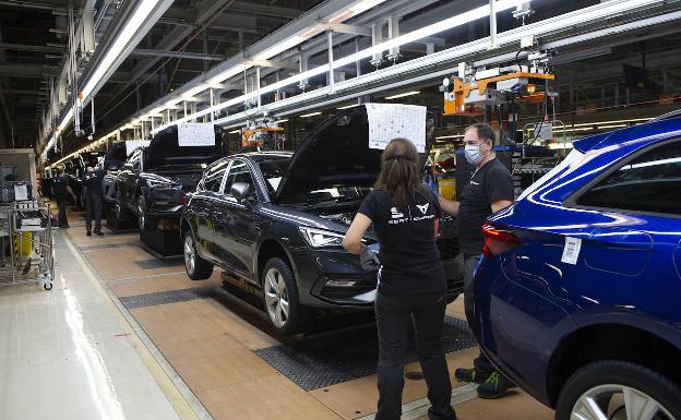 Línea 2 de Martorell, donde se ensambla el León y el Cupra Formentor 