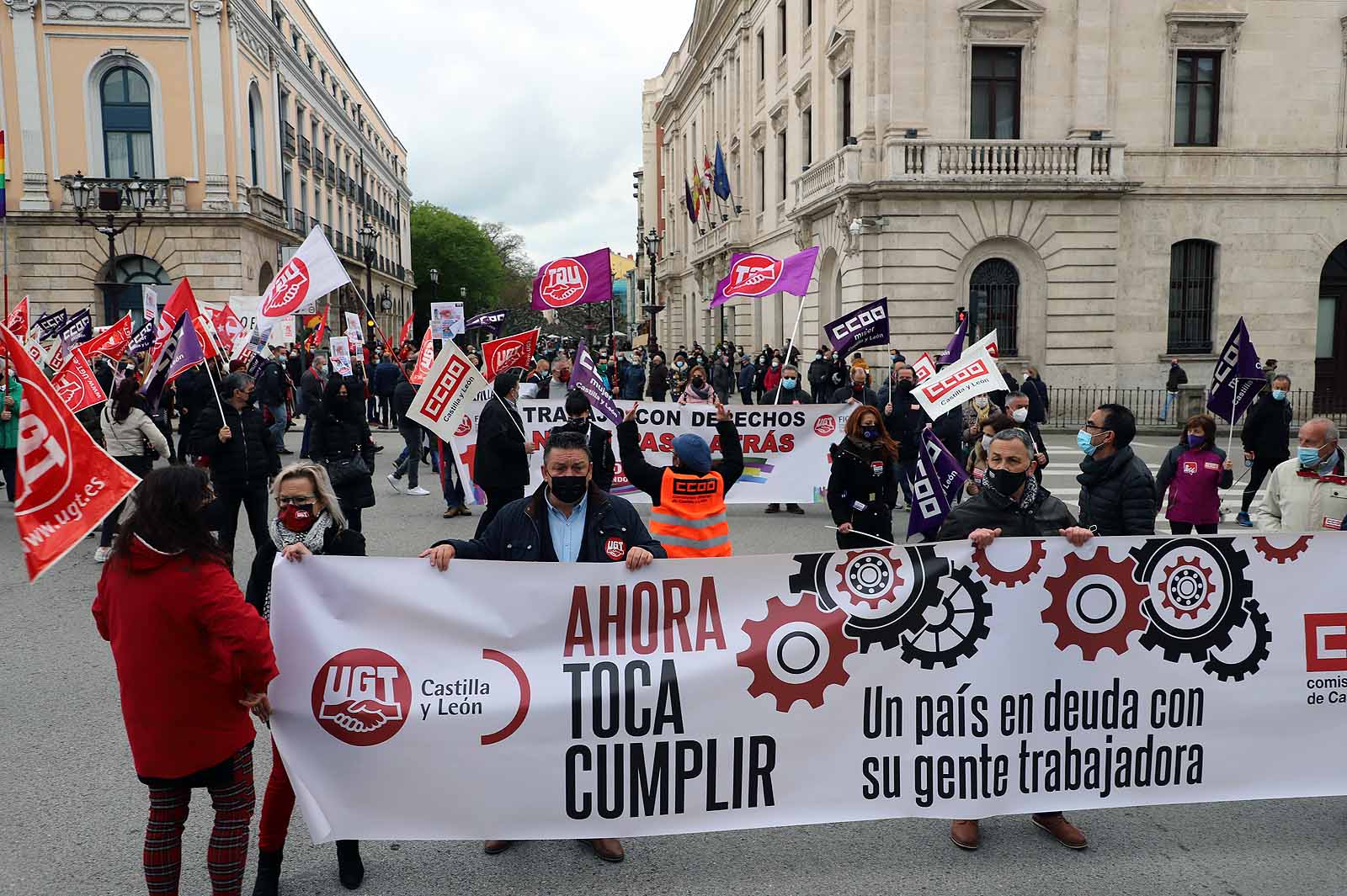 Multitudinaria concentración en Burgos en el 1º de Mayo,