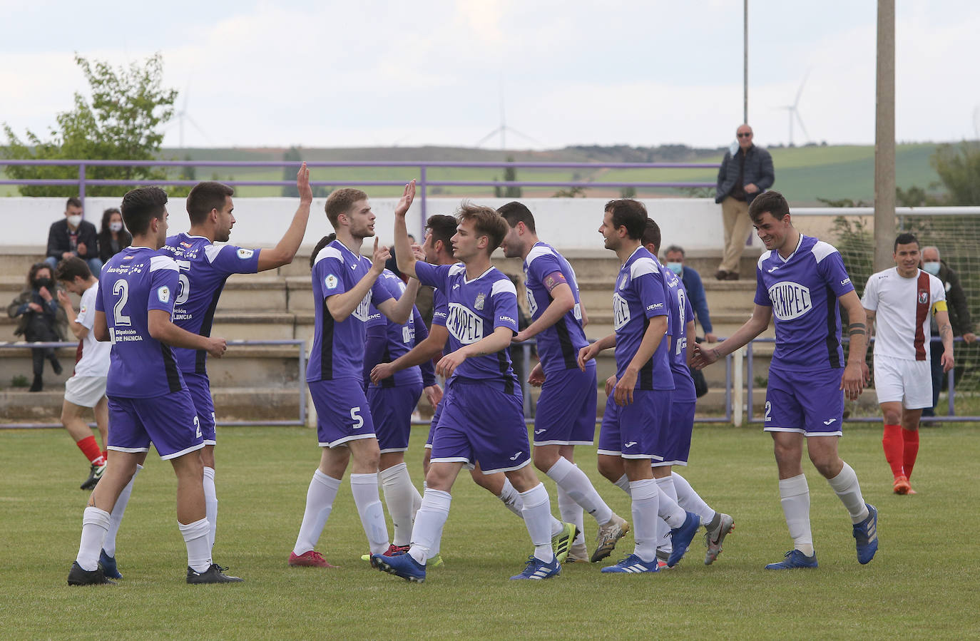 Fotos: Becerril 2-0 Real Burgos